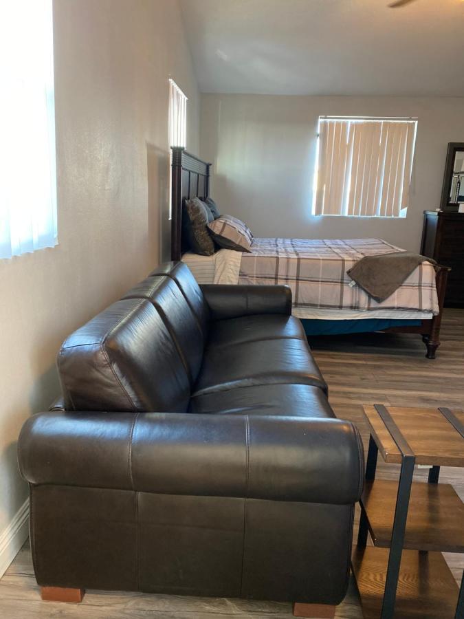 Modern Bedroom Near LAX Duplex Los Angeles Buitenkant foto