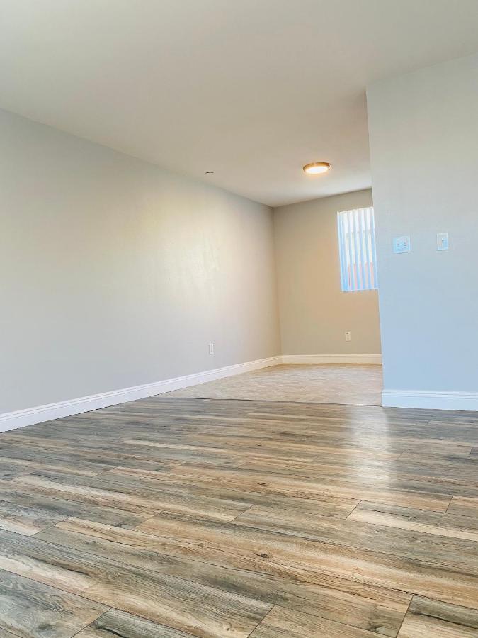 Modern Bedroom Near LAX Duplex Los Angeles Buitenkant foto